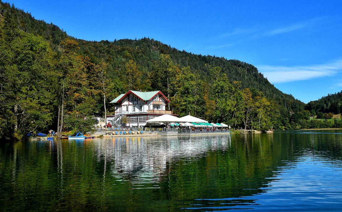 Gaestehaus Faerbinger Bayerisch Gmain Bagian luar foto
