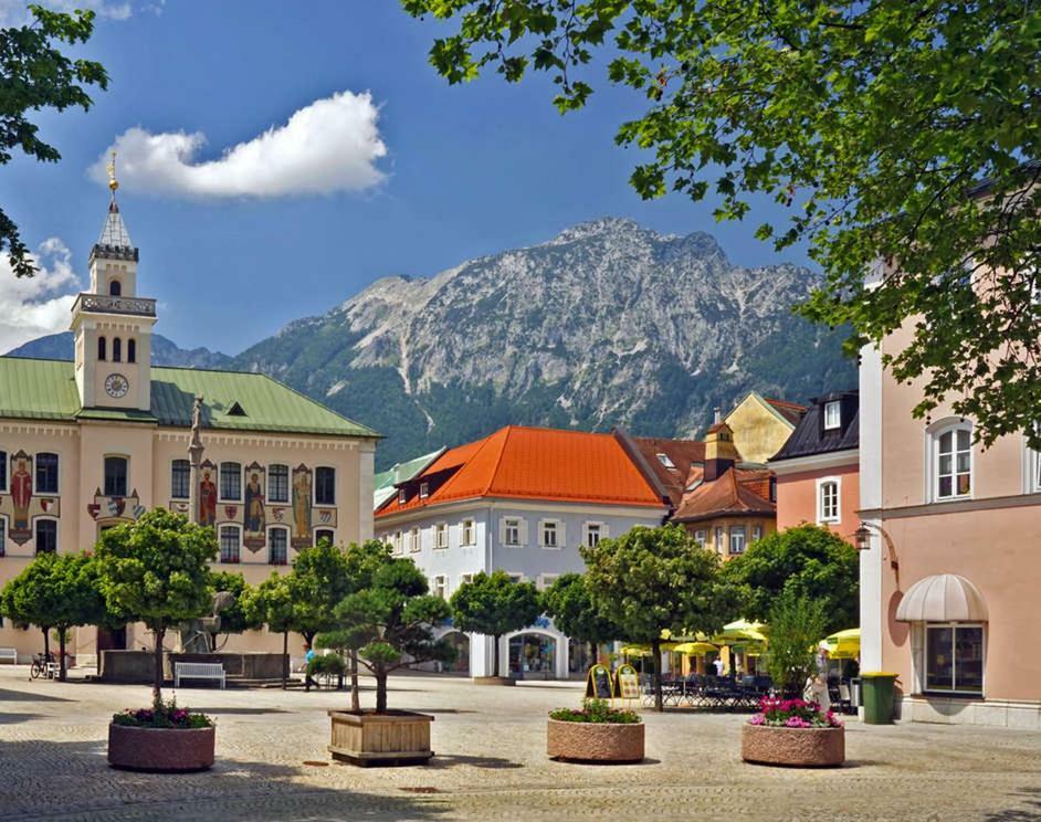 Gaestehaus Faerbinger Bayerisch Gmain Bagian luar foto